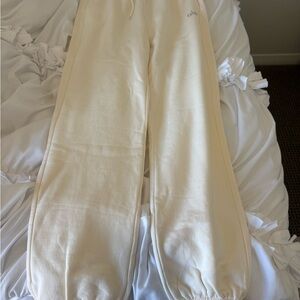 white/ crème alo sweats BRAND NEW NEVER WORN